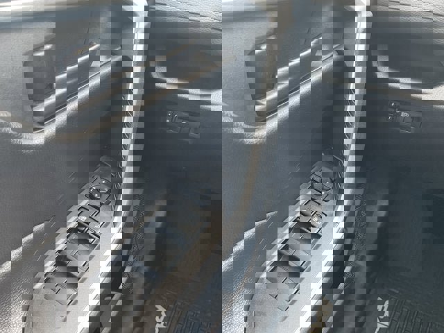 Used 2020 Toyota RAV4 LE w/ All Weather Liner Package AWD/4WD image 20