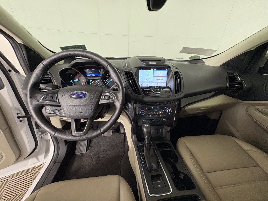 Certified 2017 Ford Escape Titanium FWD image 7