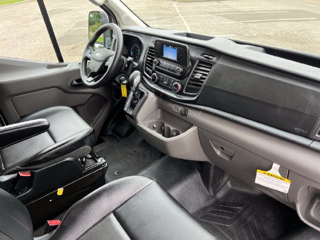 Certified 2025 Ford Transit 250 148 High Roof Extended RWD image 36