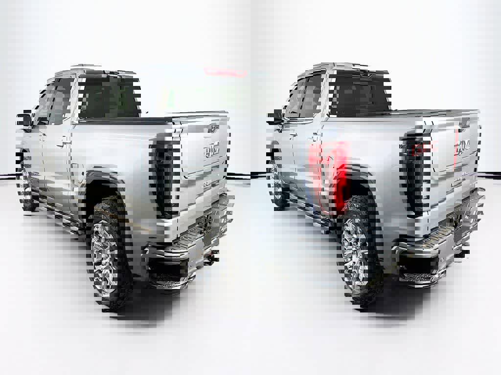 Used 2023 GMC Sierra 1500 Denali w/ Technology Package image 3