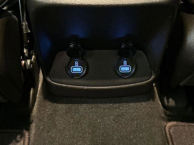 Used 2020 Hyundai Santa Fe SE FWD image 30