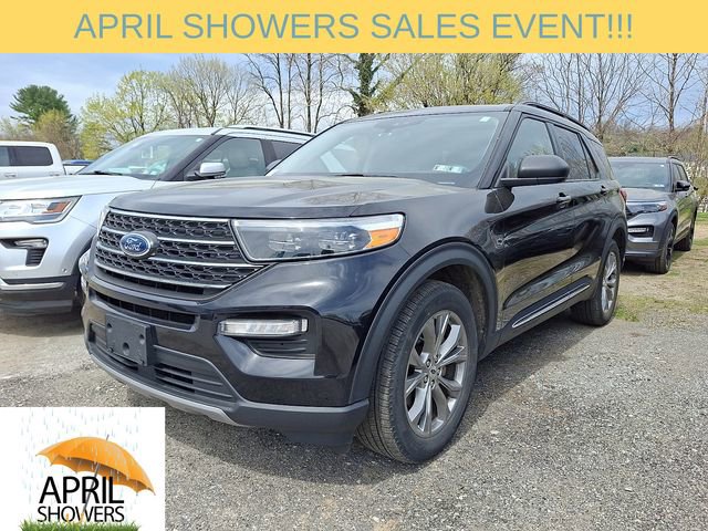 Certified 2022 Ford Explorer XLT w/ Equipment Group 202A image 3