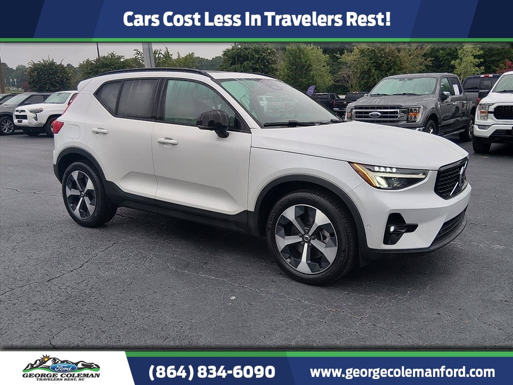 Used 2023 Volvo XC40 B4 Ultimate