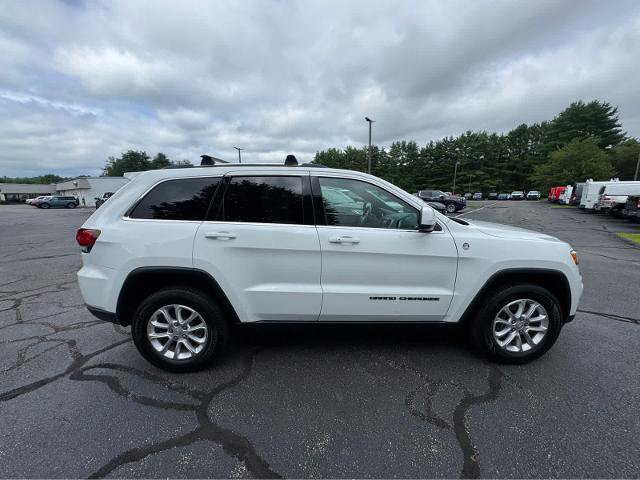Used 2021 Jeep Grand Cherokee Laredo AWD/4WD image 7