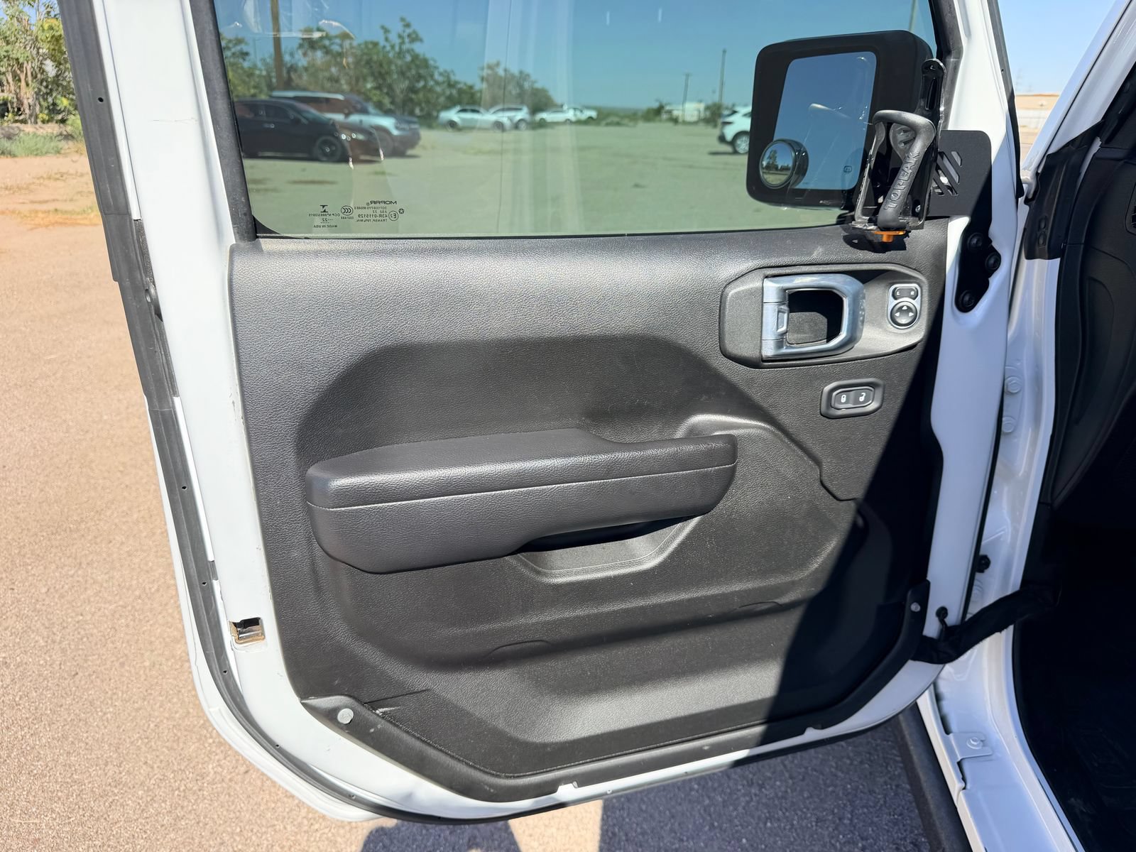 Used 2022 Jeep Gladiator Mojave w/ Cold Weather Group AWD/4WD image 10