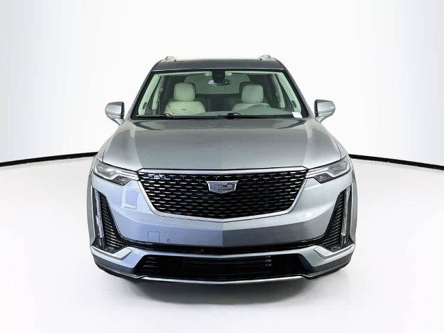 Used 2024 Cadillac XT6 Premium Luxury AWD/4WD image 6