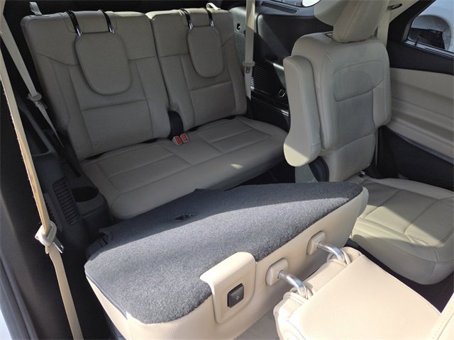 Certified 2020 Ford Explorer Limited w/ Class III Trailer Tow Package image 41