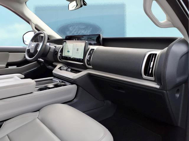 Certified 2025 Ford Expedition Max Active AWD/4WD image 12