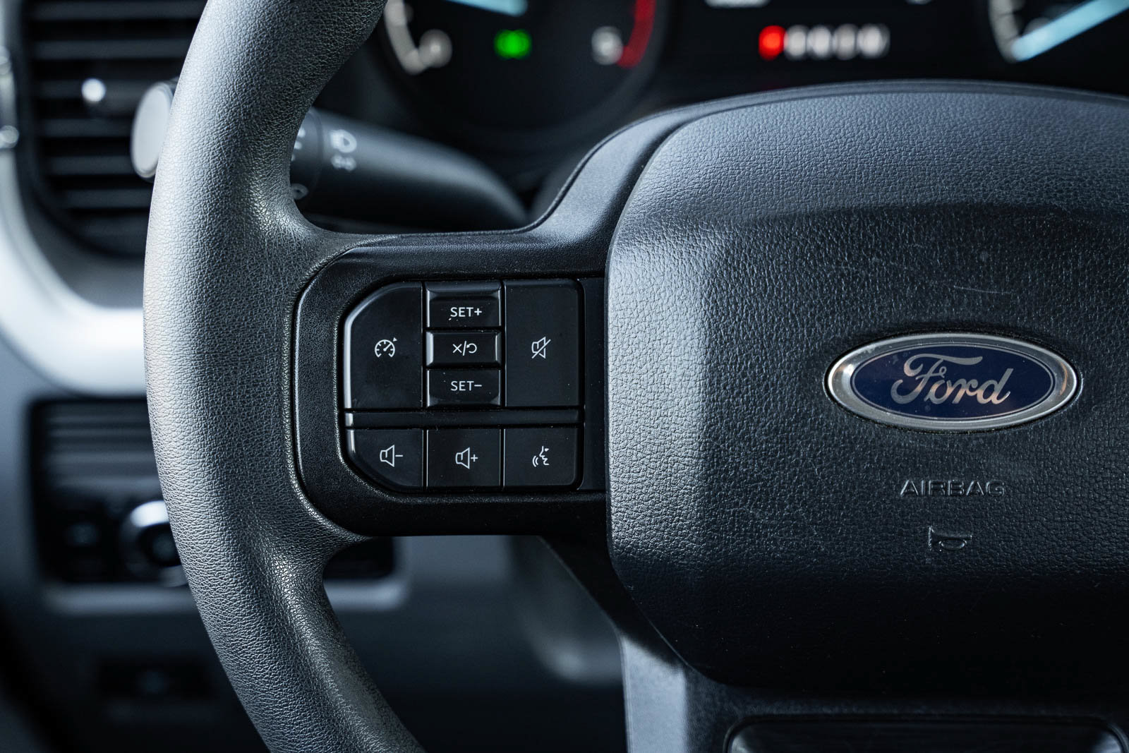 Certified 2024 Ford F350 XLT AWD/4WD image 25