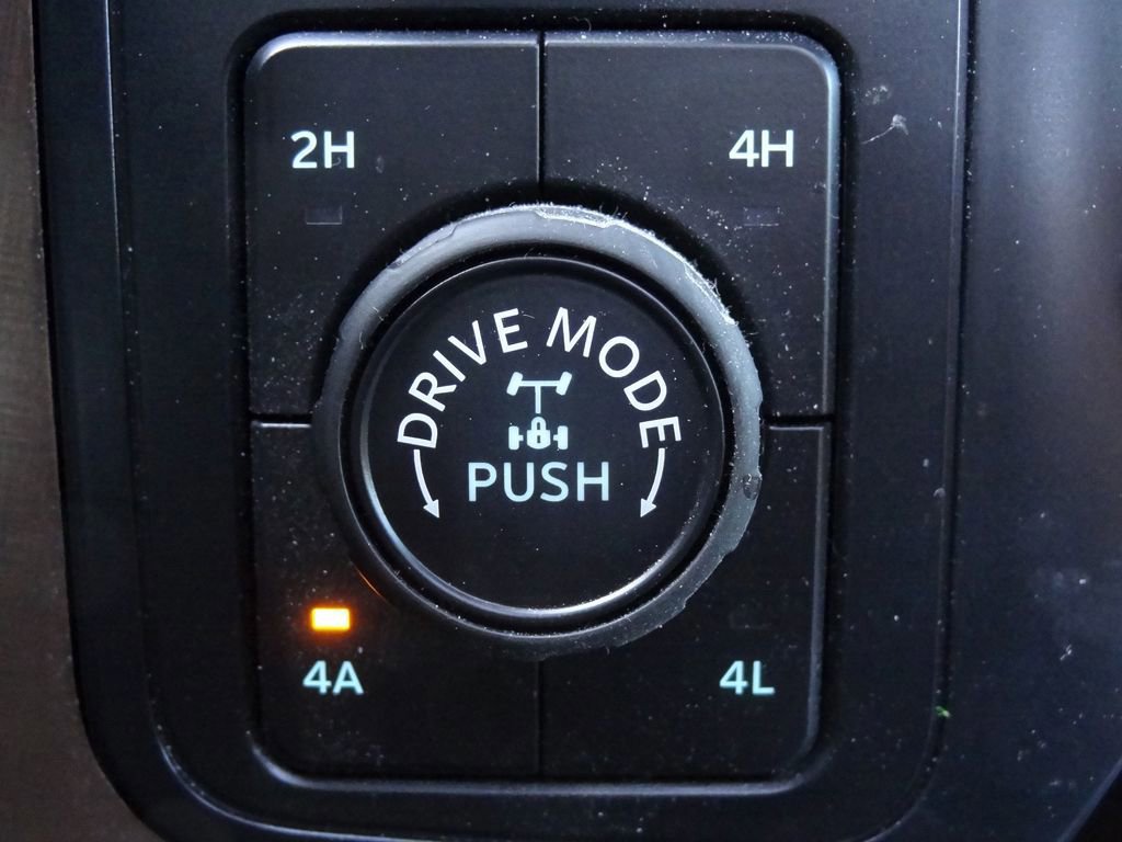 Certified 2025 Ford F150 King Ranch w/ FX4 Off-Road Package image 37