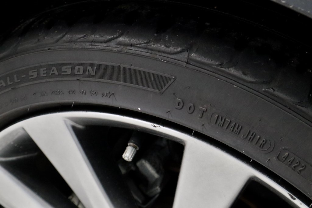 Used 2022 MAZDA MAZDA3 s image 21