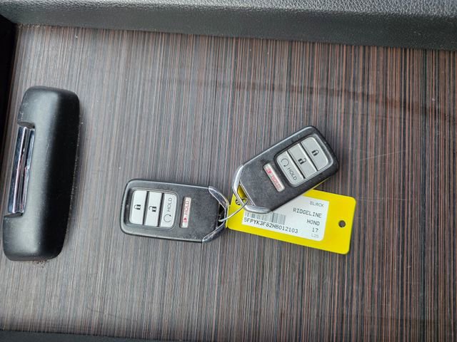 Used 2017 Honda Ridgeline Black Edition image 24