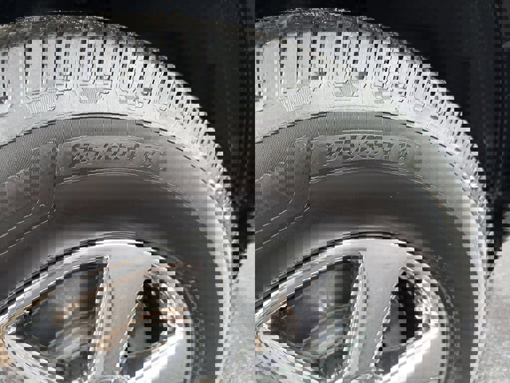 Certified 2020 Ford F150 Lariat w/ Equipment Group 502A Luxury image 12