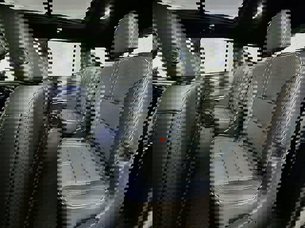 Used 2026 Chevrolet Traverse High Country w/ LPO, Floor Liner Package image 17