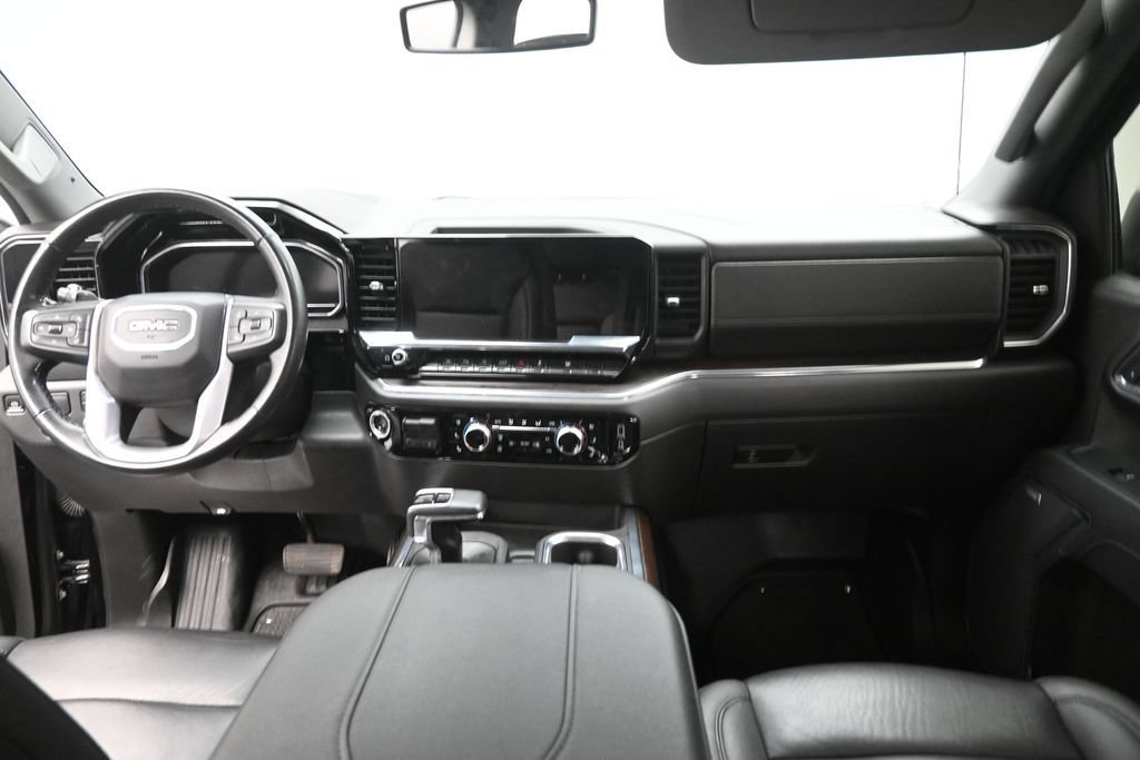 Used 2024 GMC Sierra 1500 SLT RWD image 12