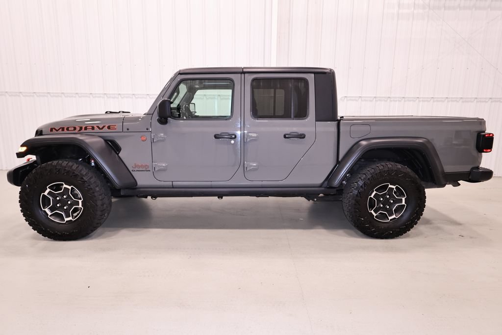 Used 2021 Jeep Gladiator Mojave AWD/4WD image 7