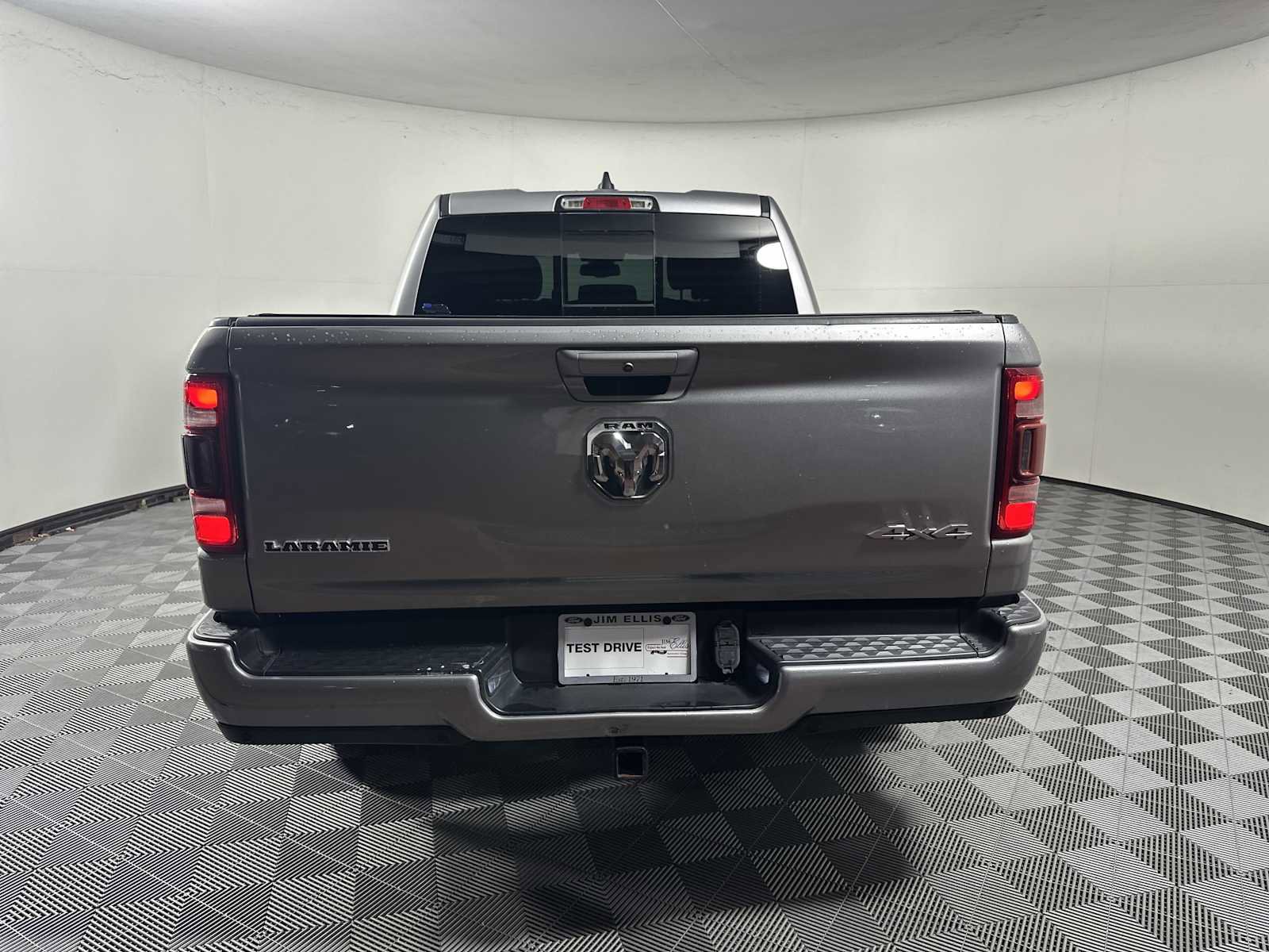 Used 2019 RAM 1500 Laramie w/ Sport Appearance Package image 4