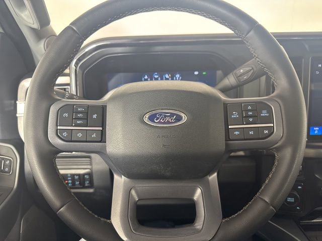 Certified 2025 Ford F450 Lariat w/ Chrome Package image 20