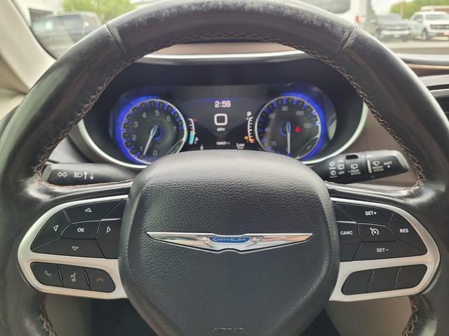 Used 2019 Chrysler Pacifica Touring-L Plus w/ Tire & Wheel Group image 34