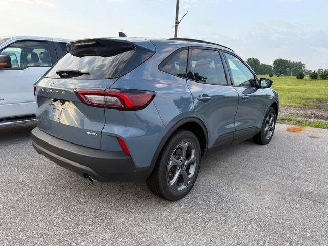 Certified 2025 Ford Escape ST-Line w/ Cold Weather Package AWD/4WD image 3