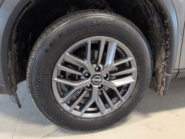 Used 2022 Nissan Rogue S AWD/4WD image 9