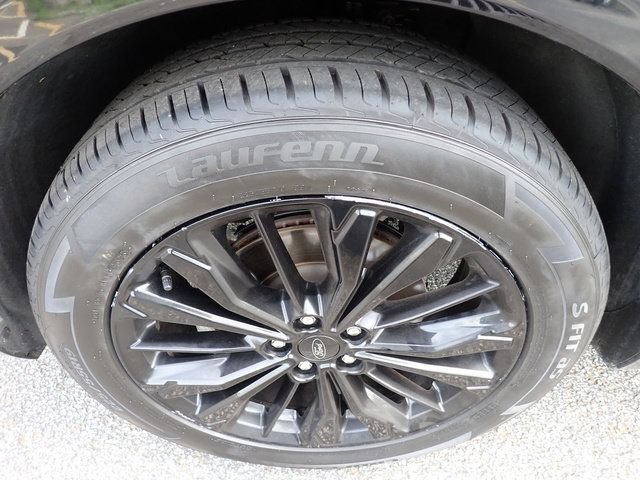Certified 2023 Ford Escape ST-Line Elite AWD/4WD image 13