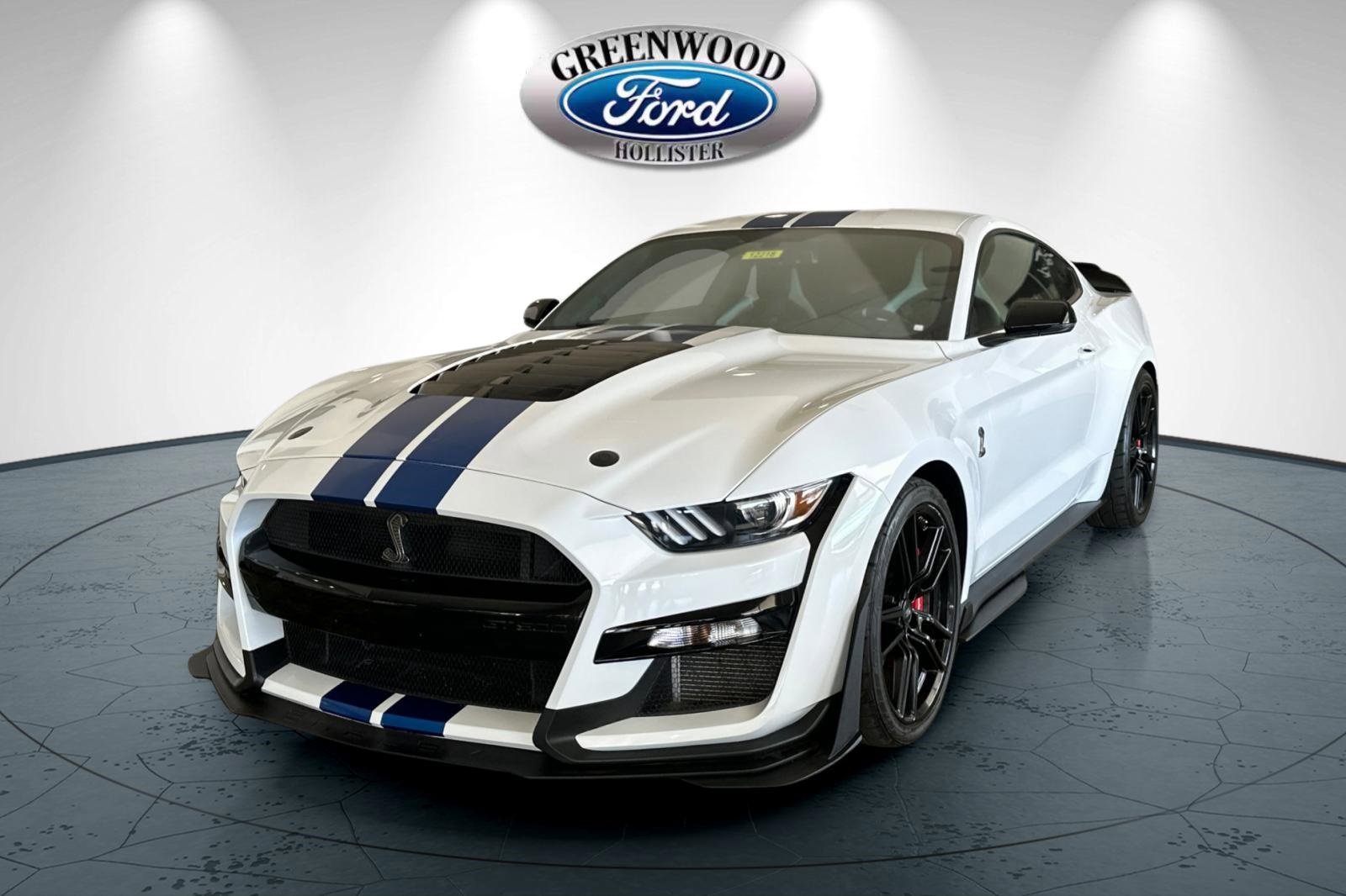 Certified 2021 Ford Mustang Shelby GT500 w/ Technology Package image 8