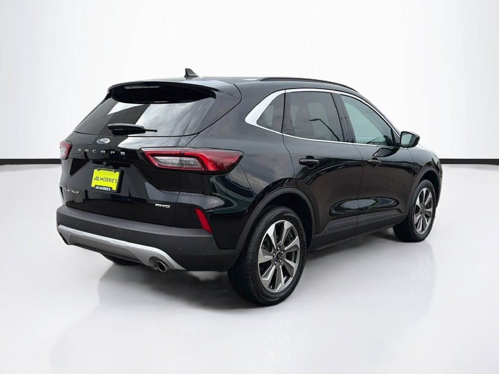 Certified 2025 Ford Escape Platinum AWD/4WD image 5