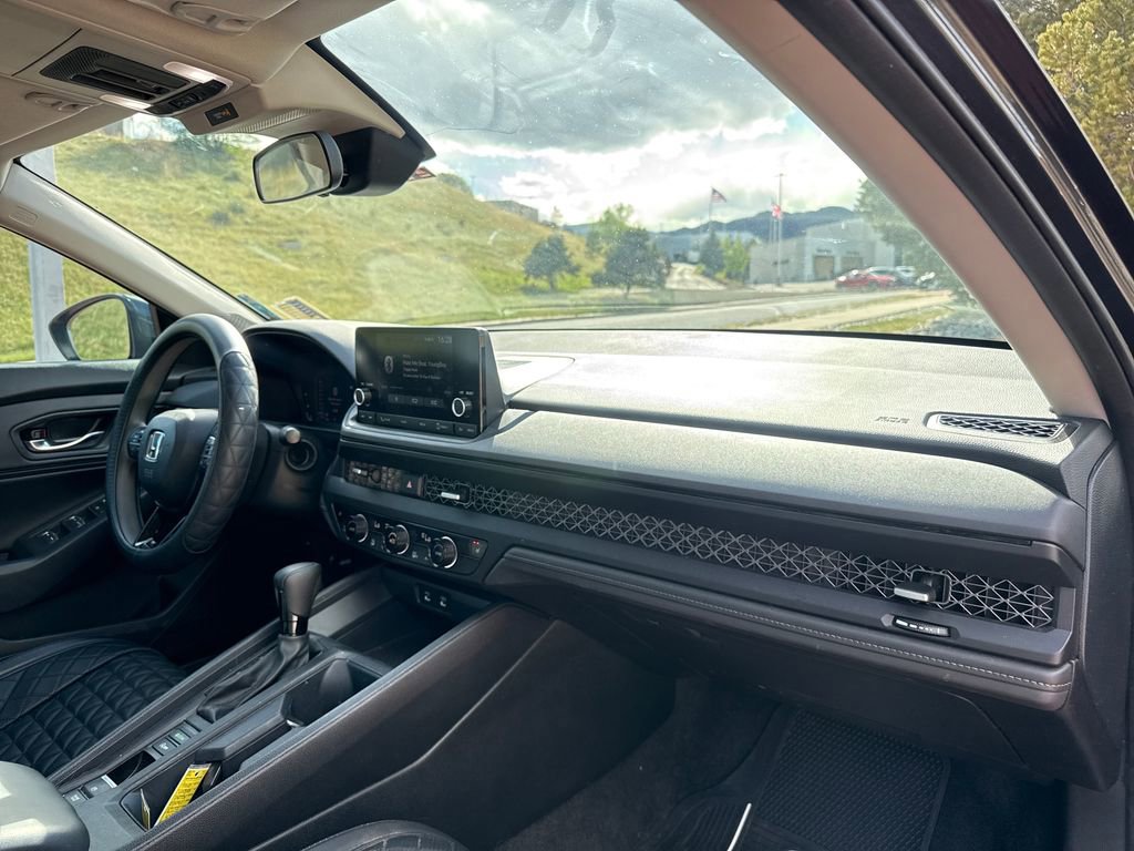 Used 2023 Honda Accord EX image 29