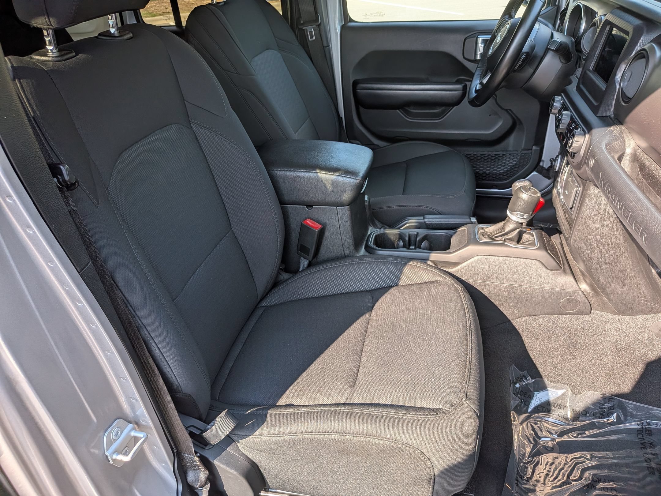 Used 2020 Jeep Wrangler Unlimited Sport AWD/4WD image 32
