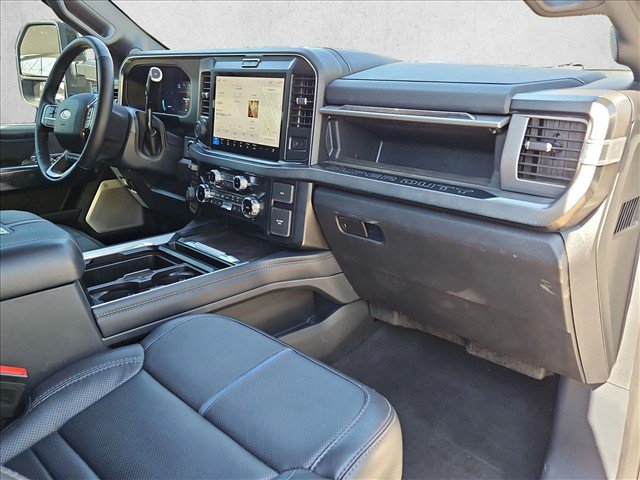 Certified 2025 Ford F250 Platinum w/ Tremor Off-Road Package AWD/4WD image 23