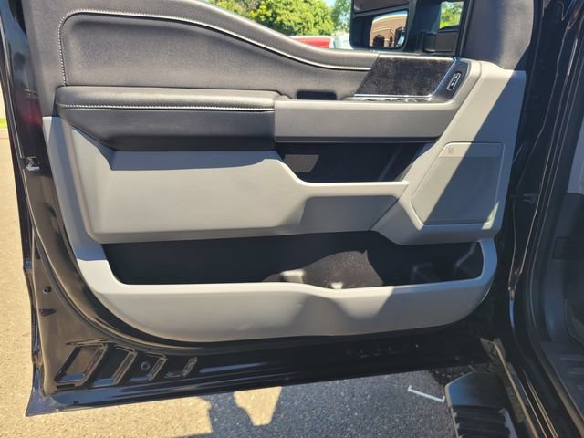 Certified 2023 Ford F250 XLT w/ XLT Premium Package AWD/4WD image 16