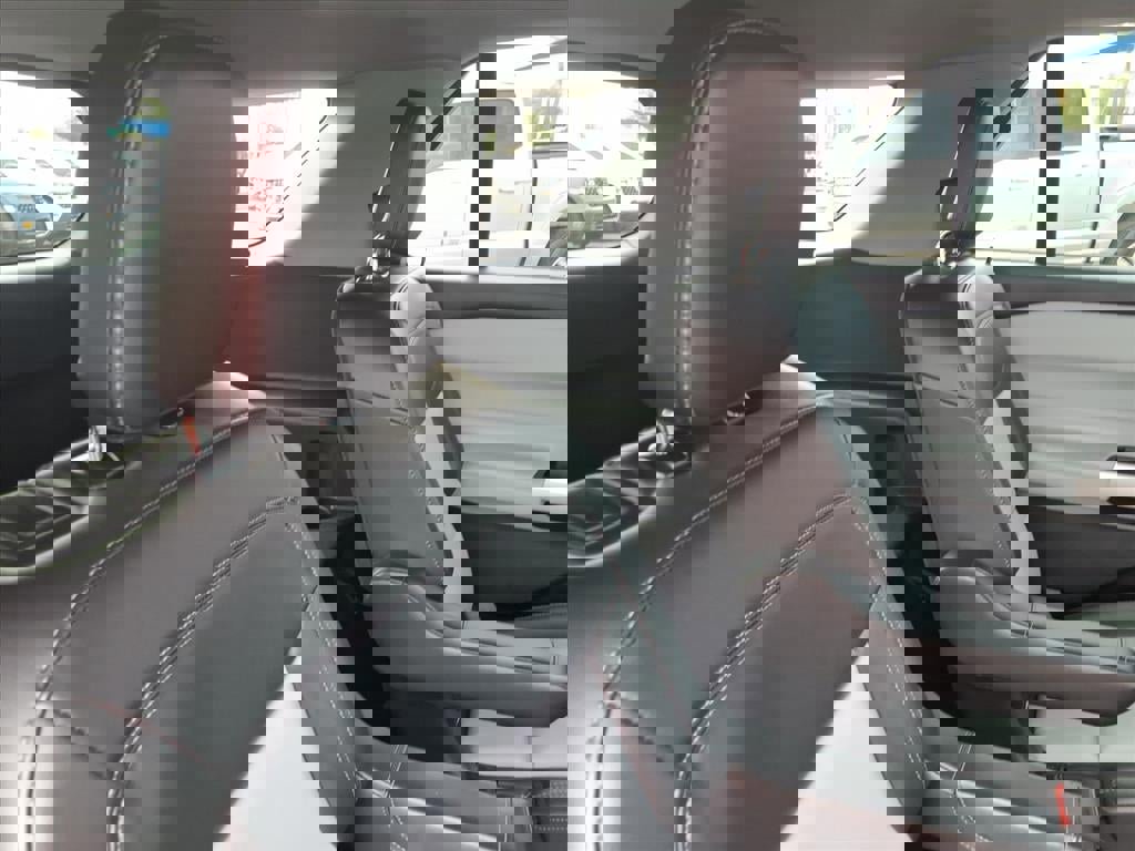 Certified 2023 Ford Explorer XLT w/ Equipment Group 202A image 15