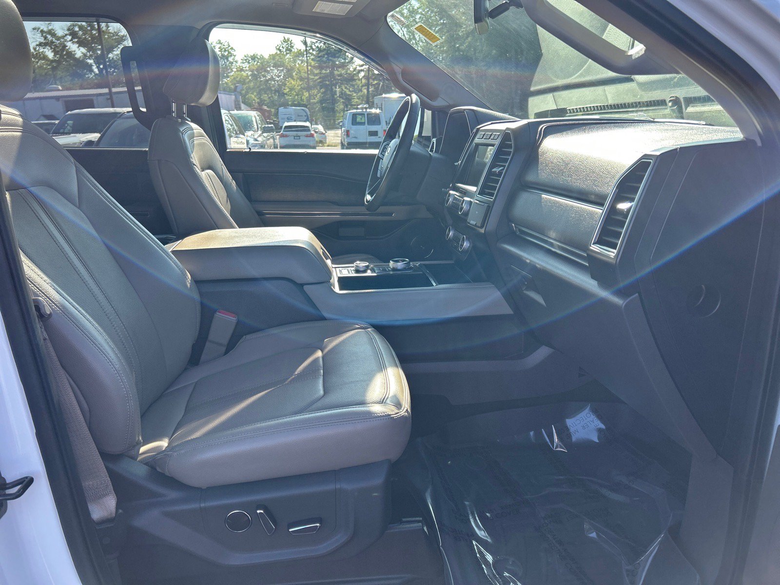 Certified 2021 Ford Expedition Limited AWD/4WD image 19