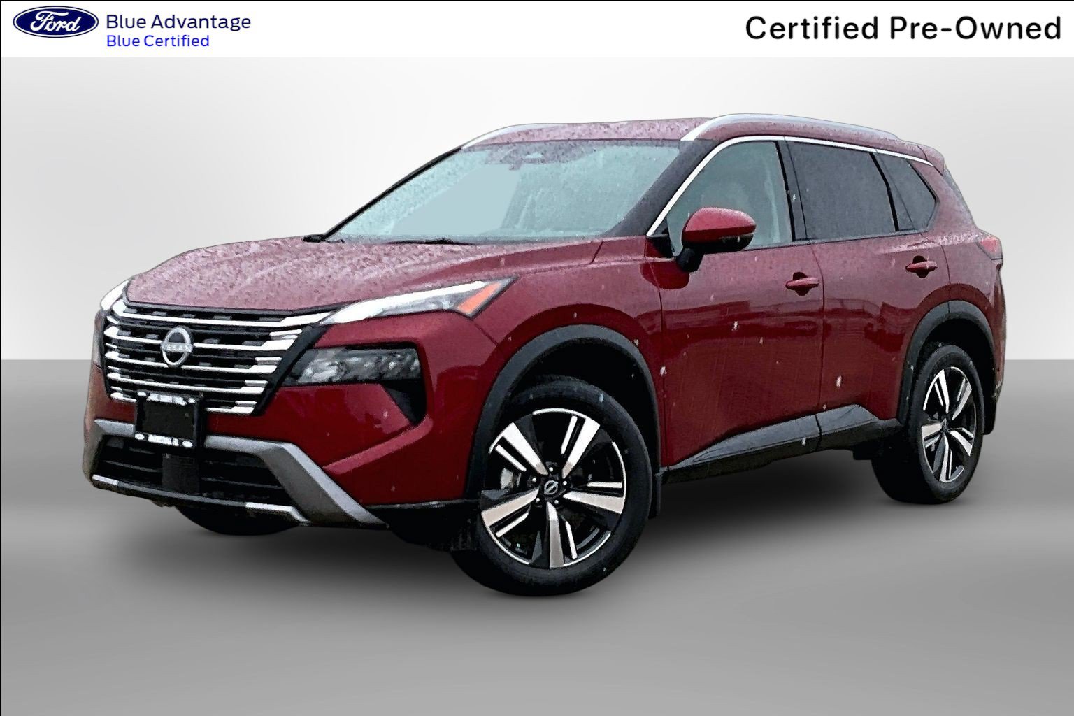 Used 2025 Nissan Rogue SL AWD/4WD image 13