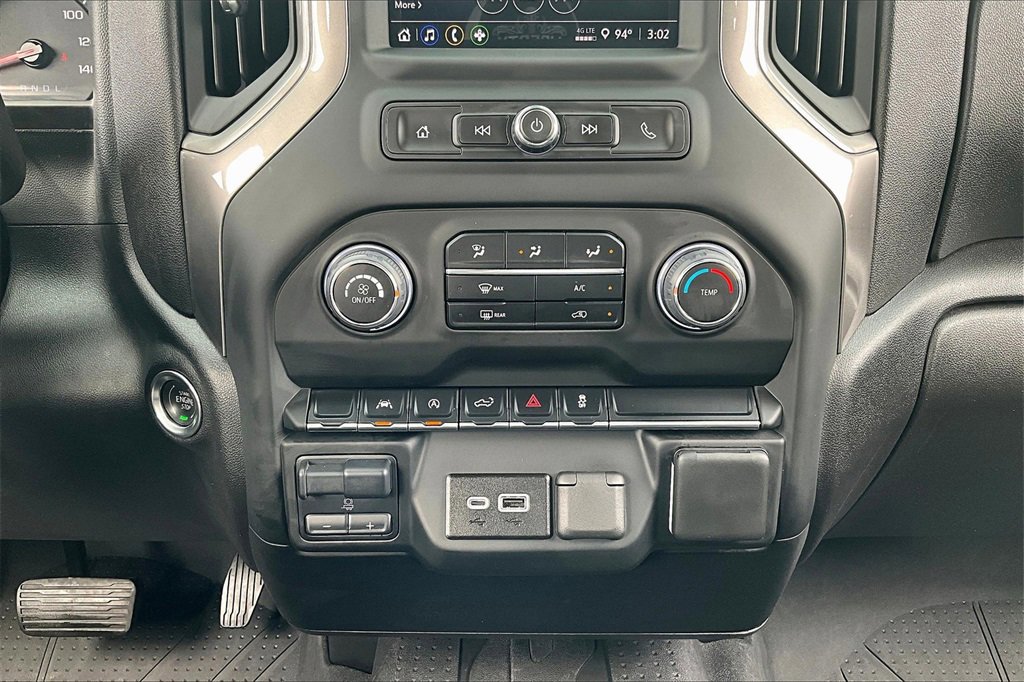 Used 2024 Chevrolet Silverado 1500 Custom image 32