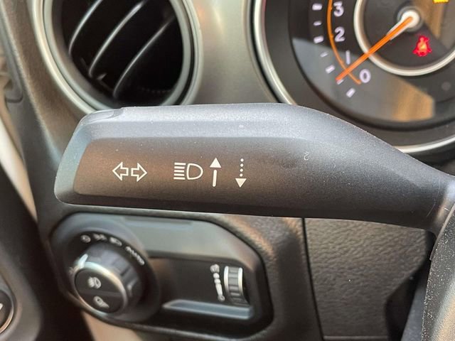 Used 2023 Jeep Gladiator Sport image 21