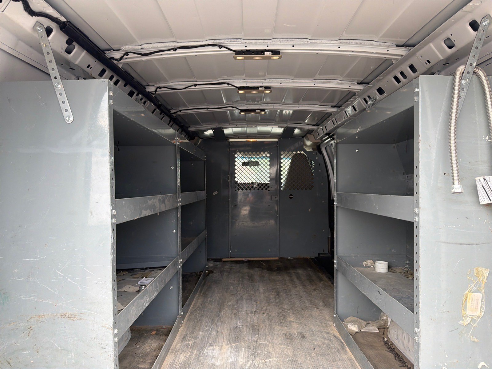 Used 2020 Chevrolet Express 3500 Extended RWD image 5