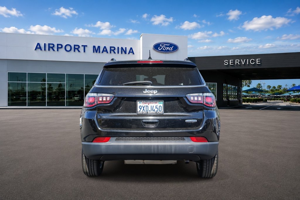 Used 2019 Jeep Compass Latitude w/ Popular Equipment Group FWD image 7