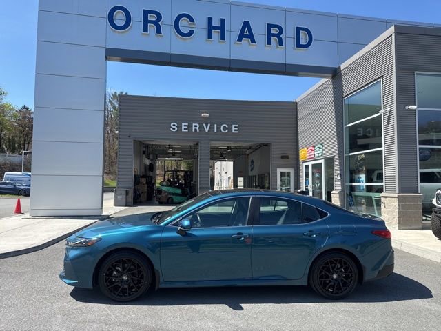 Used 2026 Toyota Camry XLE w/ Premium Package AWD/4WD image 2