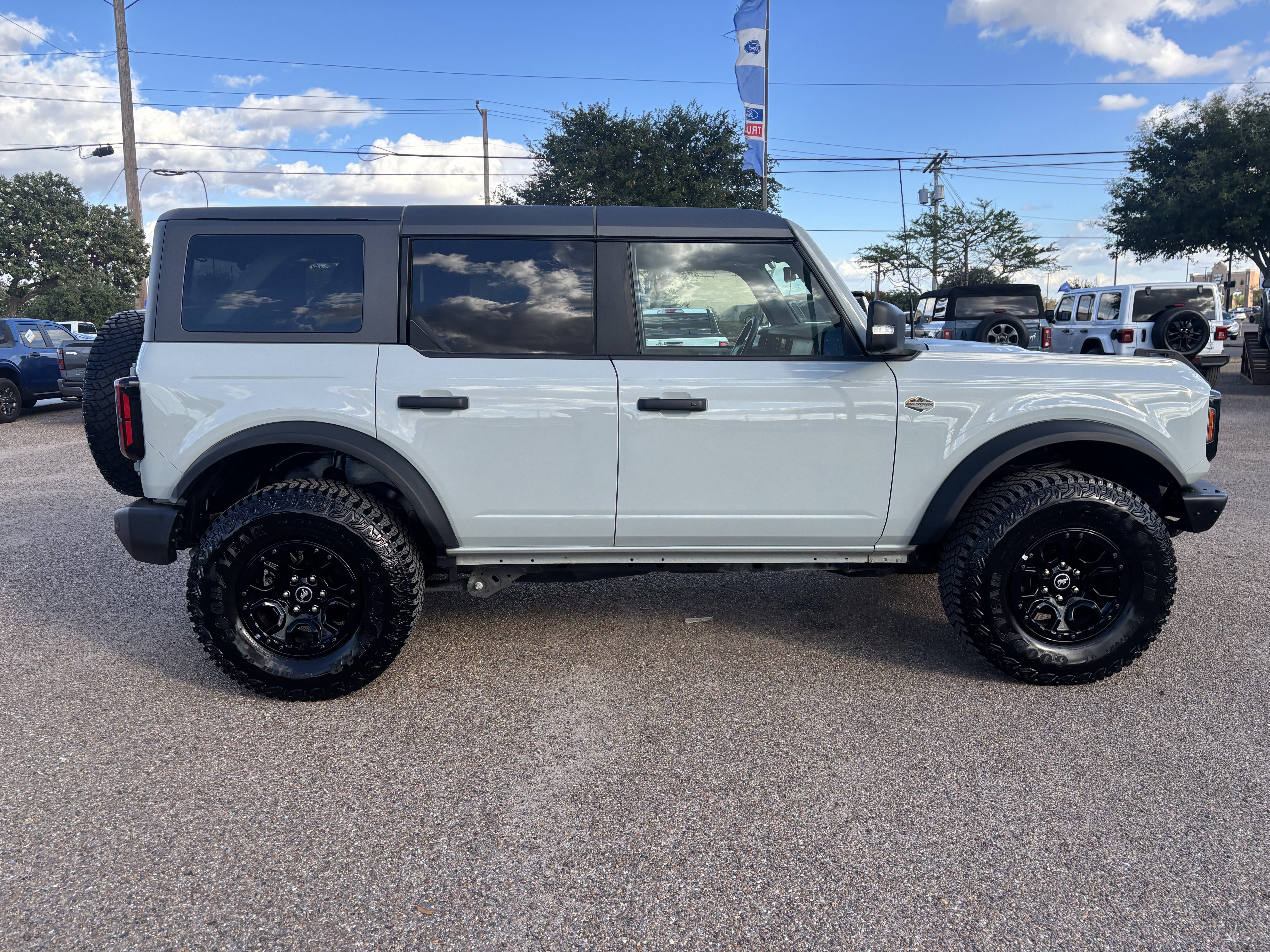 Certified 2024 Ford Bronco Wildtrak image 5