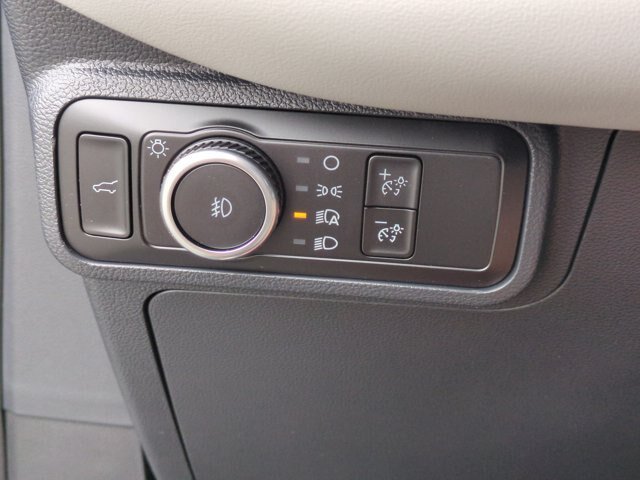 Certified 2026 Ford Explorer Active w/ Active Comfort Package RWD image 21