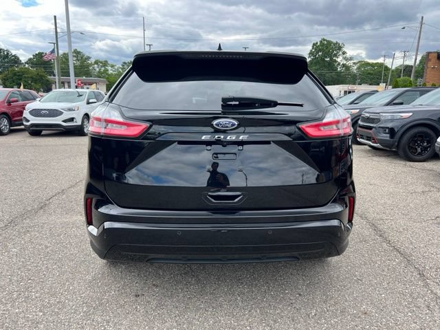 Certified 2024 Ford Edge ST-Line AWD/4WD image 5