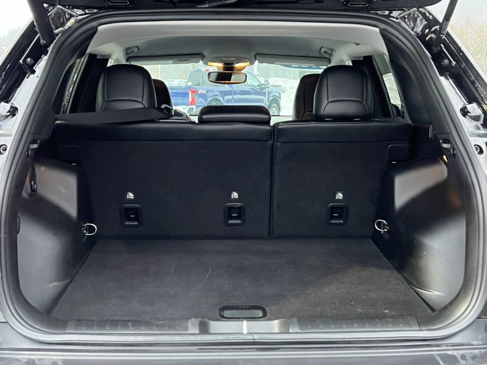 Used 2022 Jeep Cherokee Trailhawk w/ Comfort/Convenience Group image 42