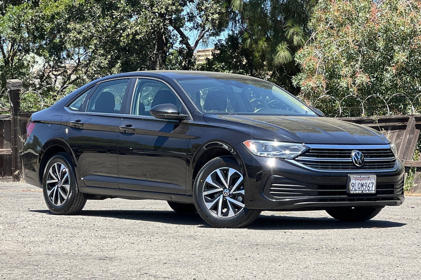 Used 2024 Volkswagen Jetta S FWD image 2