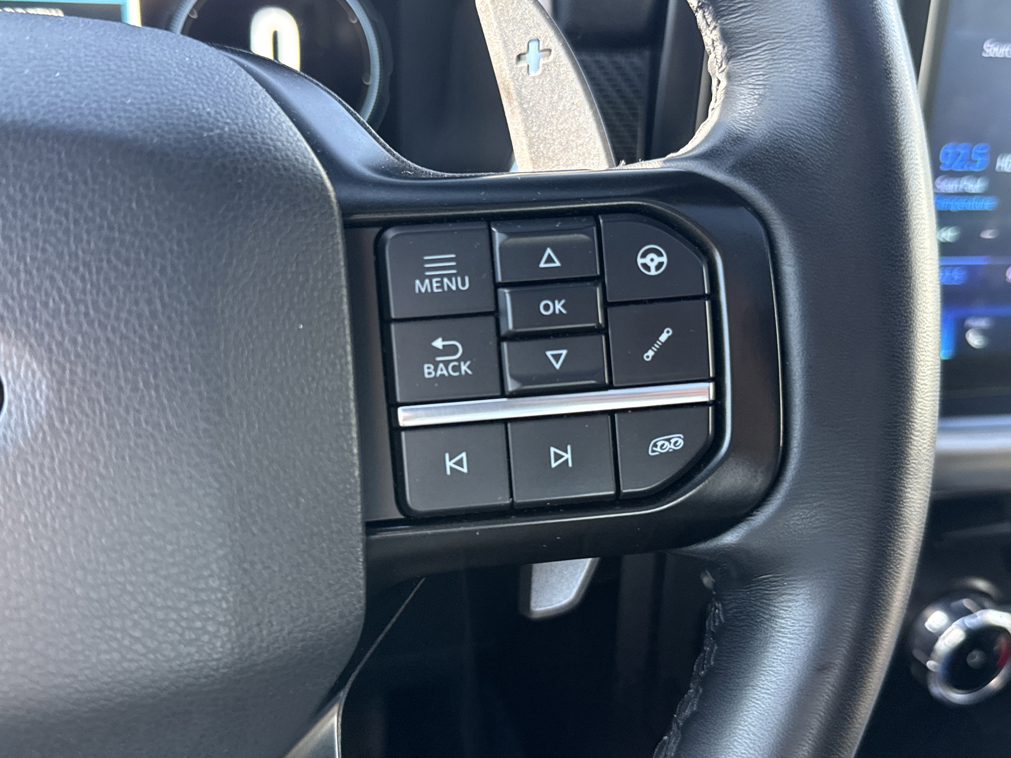 Certified 2022 Ford F150 Raptor w/ Equipment Group 801A High image 17