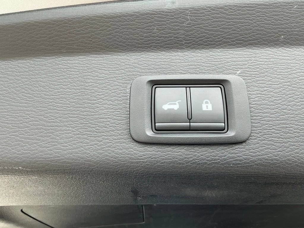 Used 2023 Mitsubishi Outlander SEL FWD image 27