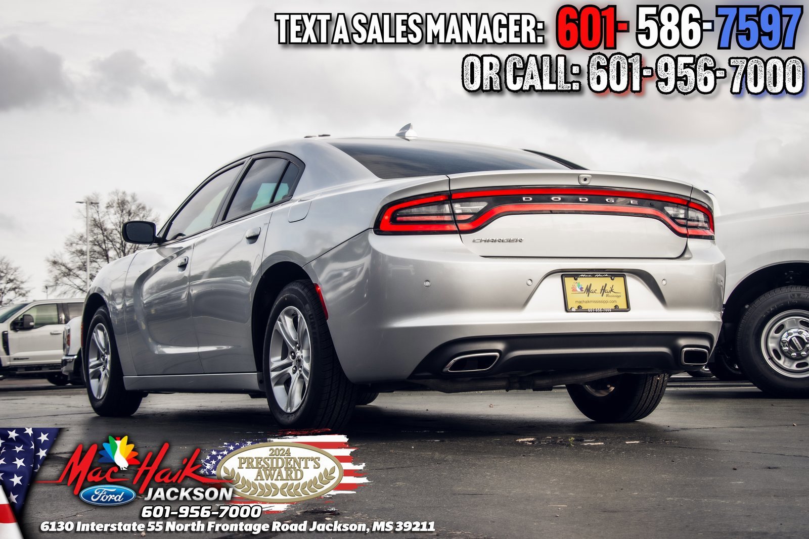 Used 2023 Dodge Charger SXT image 2
