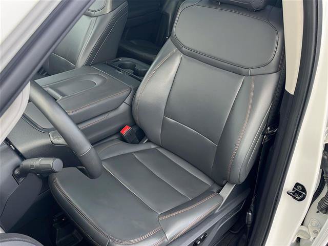 Certified 2025 Ford Expedition Active AWD/4WD image 12