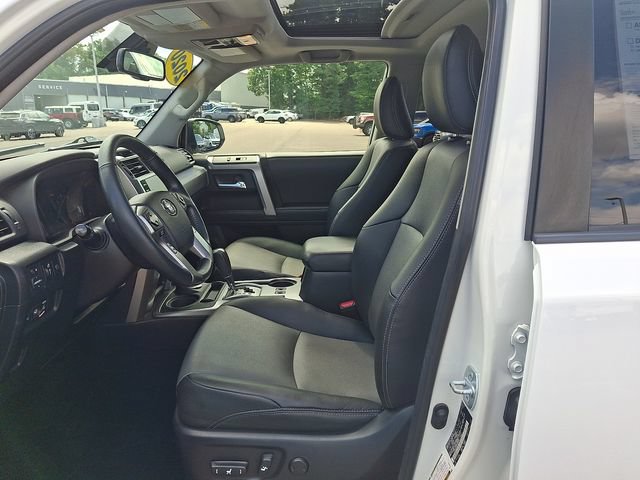 Used 2020 Toyota 4Runner SR5 Premium w/ Moonroof Package AWD/4WD image 13
